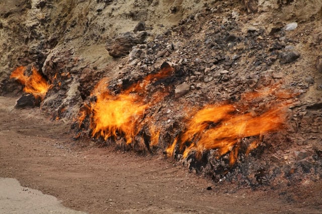 Monta&ntilde;a Ardiente en Yanardag