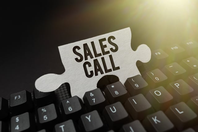 Concepto de llamada de ventas en el teclado
