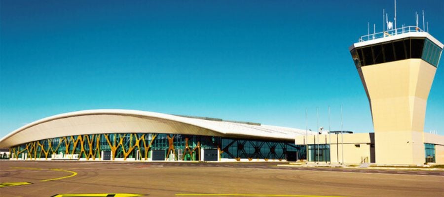 フズリ国際空港