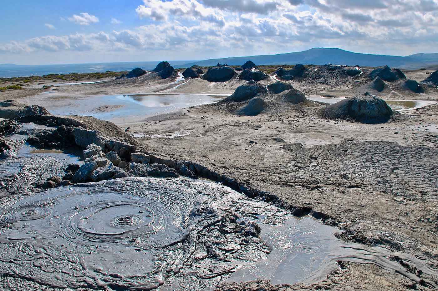 Volcán Garasu en Azerbaiyán